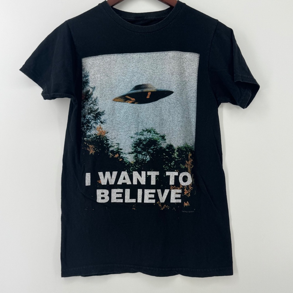 The X-Files I Want To Believe UFO Graphic T-Shirt Black Small 2016 Fox TV